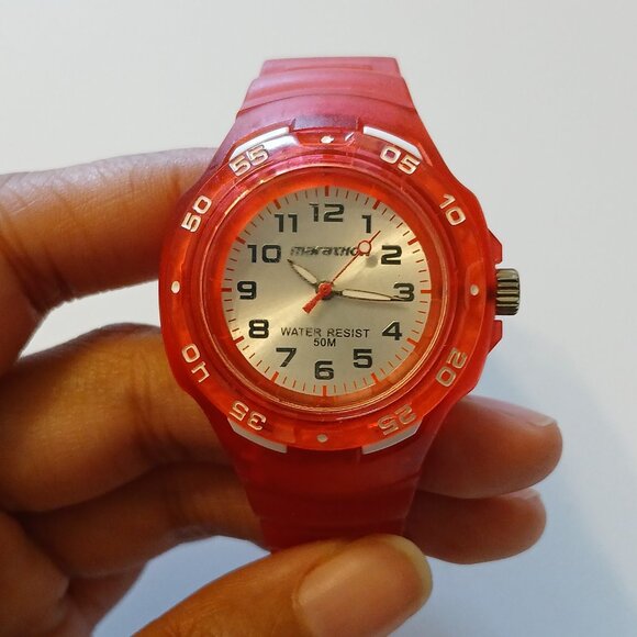 Timex Marathon Ladies Red Analog Watch WR 50M TW5M06500 - Picture 3 of 12